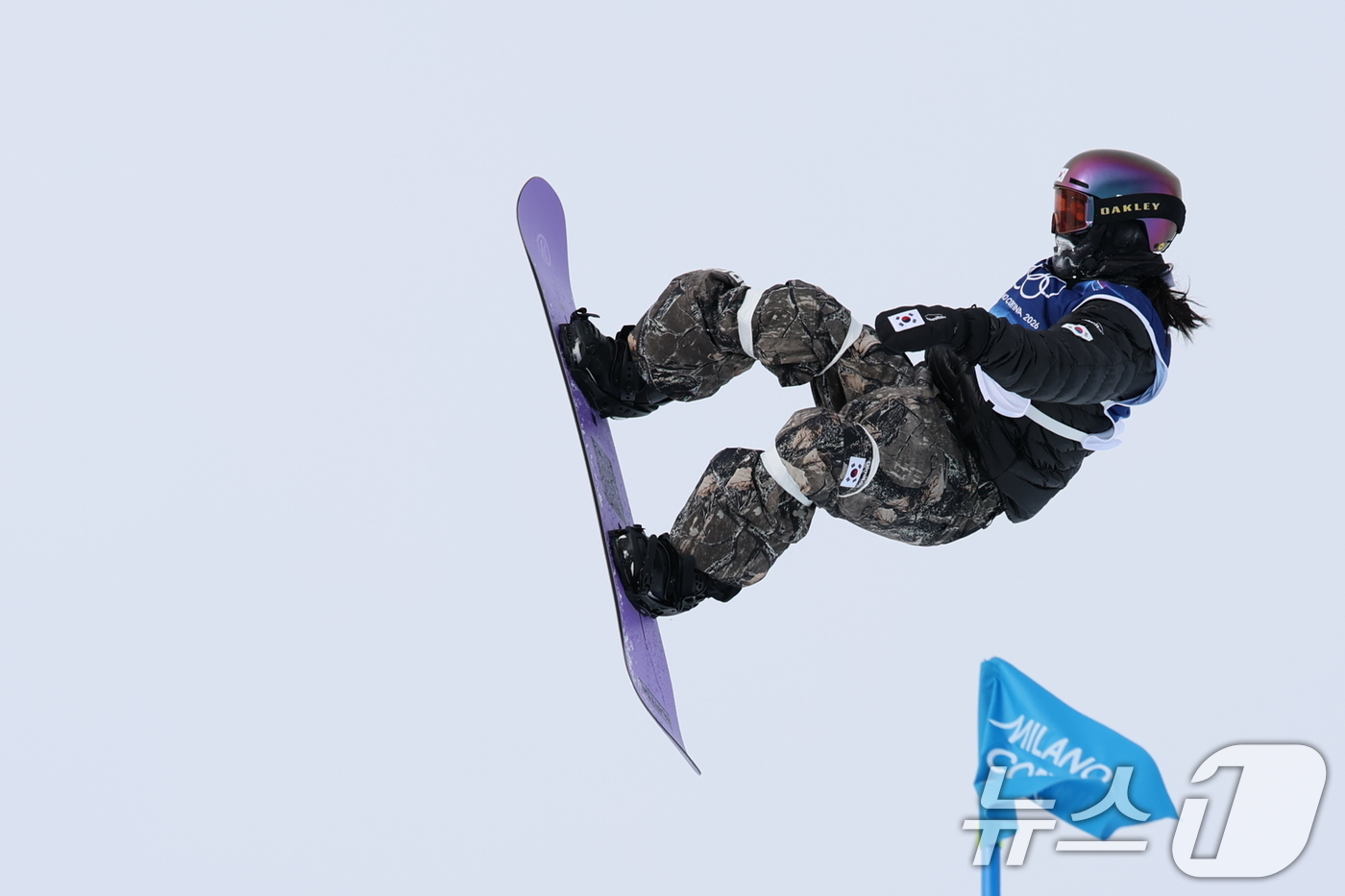 (리비뇨=뉴스1) 김진환 기자 = 스노보드 유승은이 18일(현지시간) 이탈리아 리비뇨 스노파크에서 열린 2026 밀라노·코르티나담페초 동계올림픽 스노보드 여자 슬로프스타일 결선에 …
