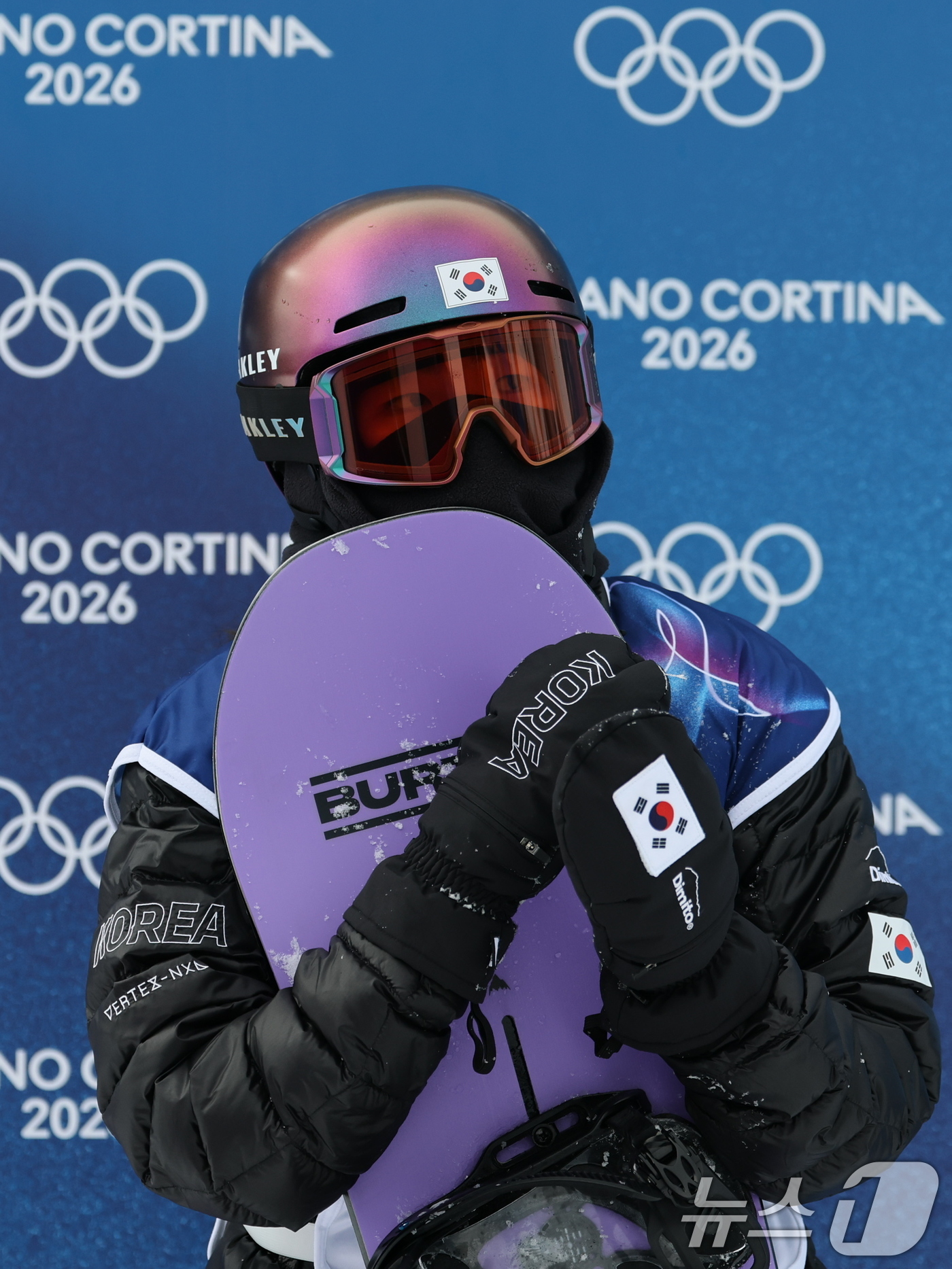 (리비뇨=뉴스1) 김진환 기자 = 스노보더 유승은이 18일(현지시간) 이탈리아 리비뇨 스노파크에서 열린 2026 밀라노·코르티나담페초 동계올림픽 스노보드 여자 슬로프스타일 결선에 …