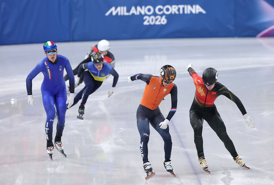 올림픽 3관왕 위해 질주하는 옌스 판트 바우트