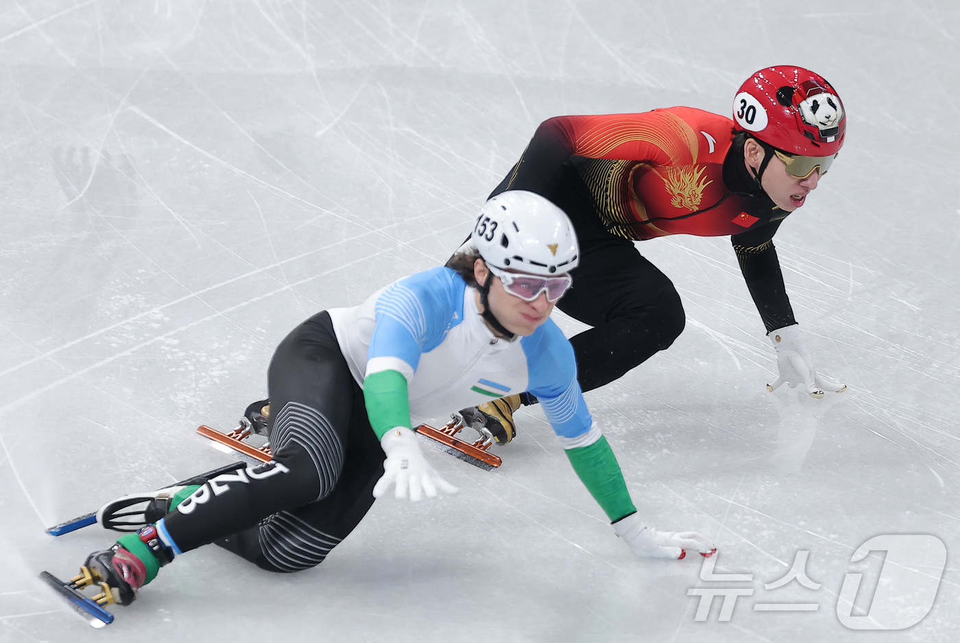 (밀라노=뉴스1) 김성진 기자 = 중국 쇼트트랙 린샤오쥔(한국명 임효준)이 18일(현지시간) 이탈리아 밀라노 아이스스케이팅 아레나에서 열린 2026 밀라노·코르티나담페초 동계올림픽 …