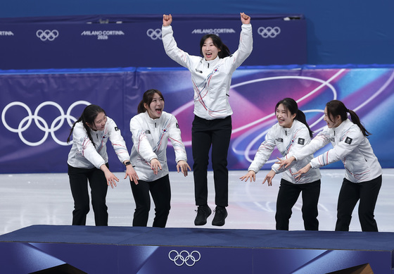 '올림픽 선발전 네번 낙방' 이소연…14년 선수생활 끝 金 봤다 [올림픽]