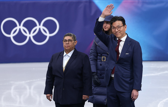 쇼트트랙 여자 3000m 계주 시상식 참석한 김재열 IOC 집행위원