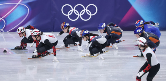 김길리와 교대 준비하는 최민정