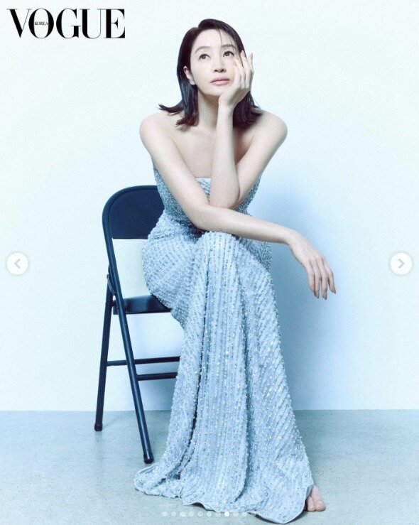 본문 이미지 - 김혜수 보그 화보/사진 출처=김혜수 인스타그램