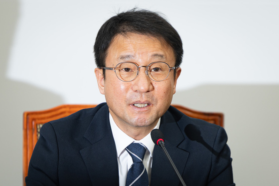 與 "24일 본회의서 행정특별법 선처리" vs 野 "사법파괴 악법은 안 돼"