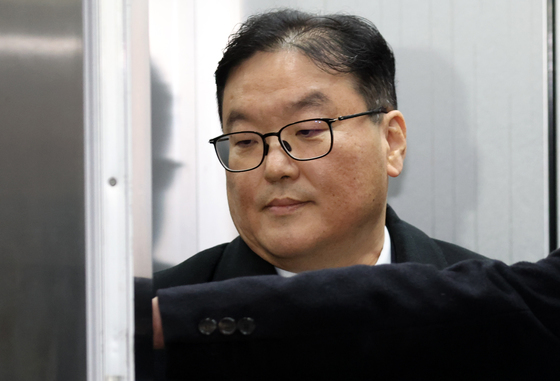 특검, '쿠팡 퇴직금 수사외압 의혹' 엄희준 검사 3차 소환