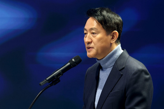 오세훈 "정부, 시장 이기지 못해…정공법은 주택공급 확대"