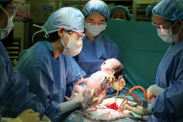 서울아산병원, 고위험 산모·태아 생명 지키며 '분만 월 300건' 달성