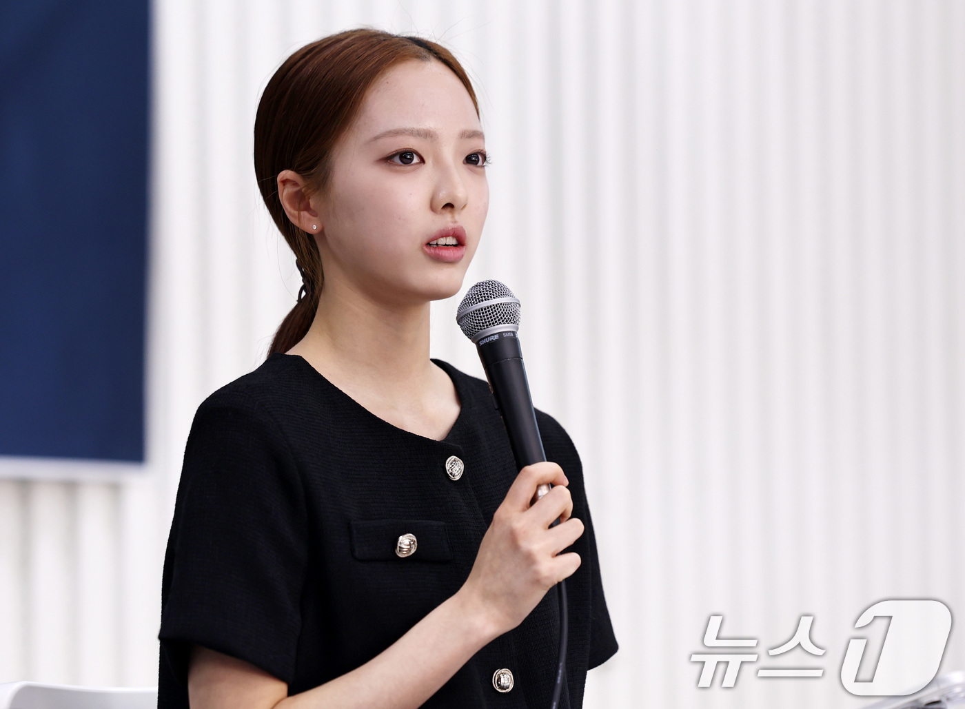 (서울=뉴스1) 구윤성 기자 = 세계적인 권위의 로잔 발레 콩쿠르 2위에 오른 염다연이 19일 서울 서초구 코리아유스발레스타즈에서 열린 기자간담회에서 인사말을 하고 있다. 2026 …