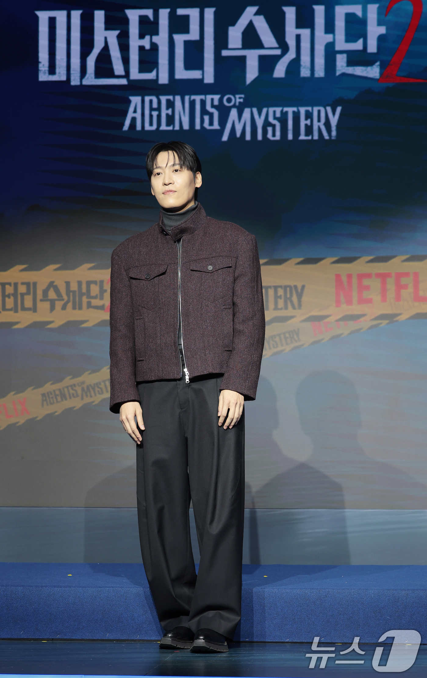 (서울=뉴스1) 권현진 기자 = 가수 존박이 19일 서울 마포구 호텔 나루 서울 엠갤러리에서 열린 넷플릭스 예능 '미스터리 수사단 시즌2' 제작발표회에서 포즈를 취하고 있다. '미 …