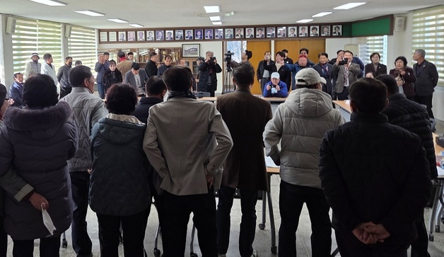 "군 독선 맞선다"…하동군 횡천면 18개 마을 이장 전원 사퇴