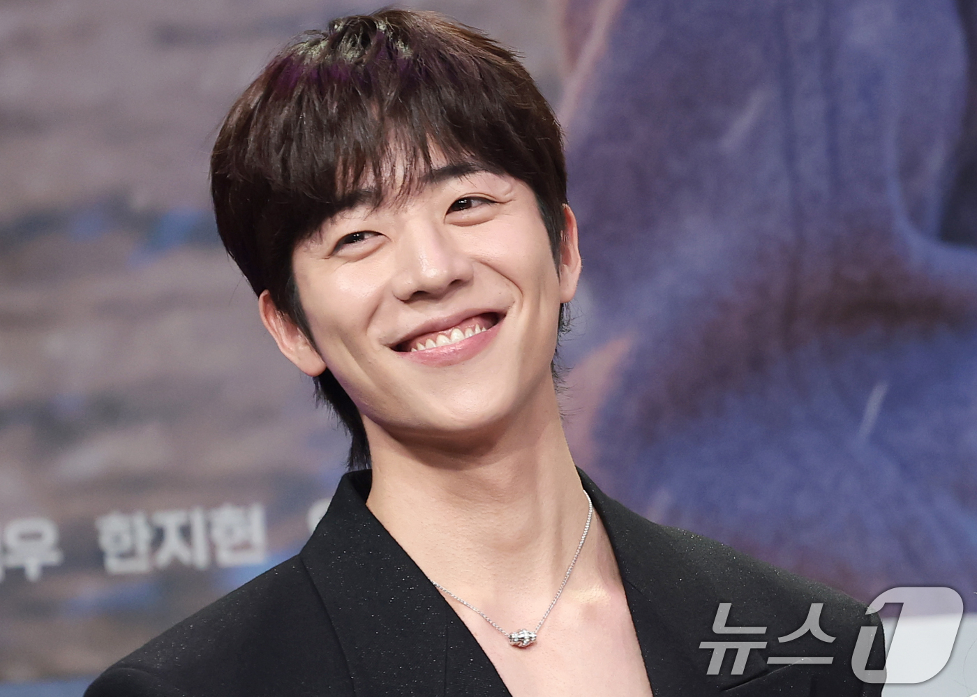 (서울=뉴스1) 권현진 기자 = 배우 채종협이 19일 오후 서울 마포구 MBC 상암 신사옥에서 열린 MBC 새 금토드라마 ‘찬란한 너의 계절에’(극본 조성희) 제작발표회에서 포즈를 …