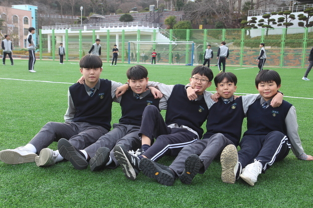 전남 청소년, 더 움직이고 덜 피운다…비만·흡연 '뚝'