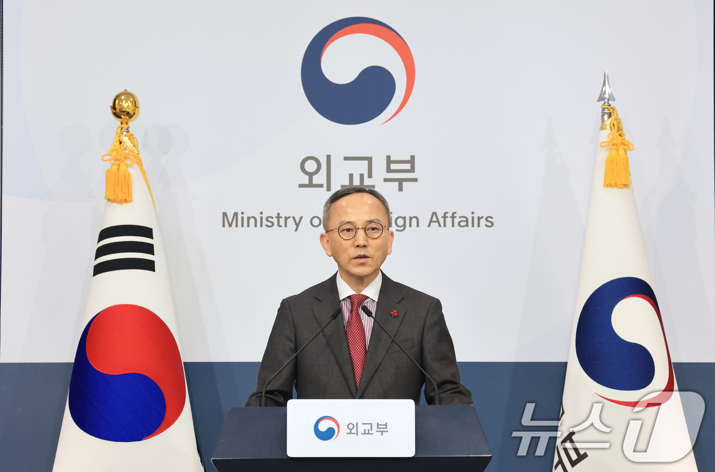 (서울=뉴스1) 임세영 기자 = 박일 외교부 대변인이 19일 서울 종로구 외교부 청사에서 정례브리핑을 하고 있다. 2026.2.19/뉴스1