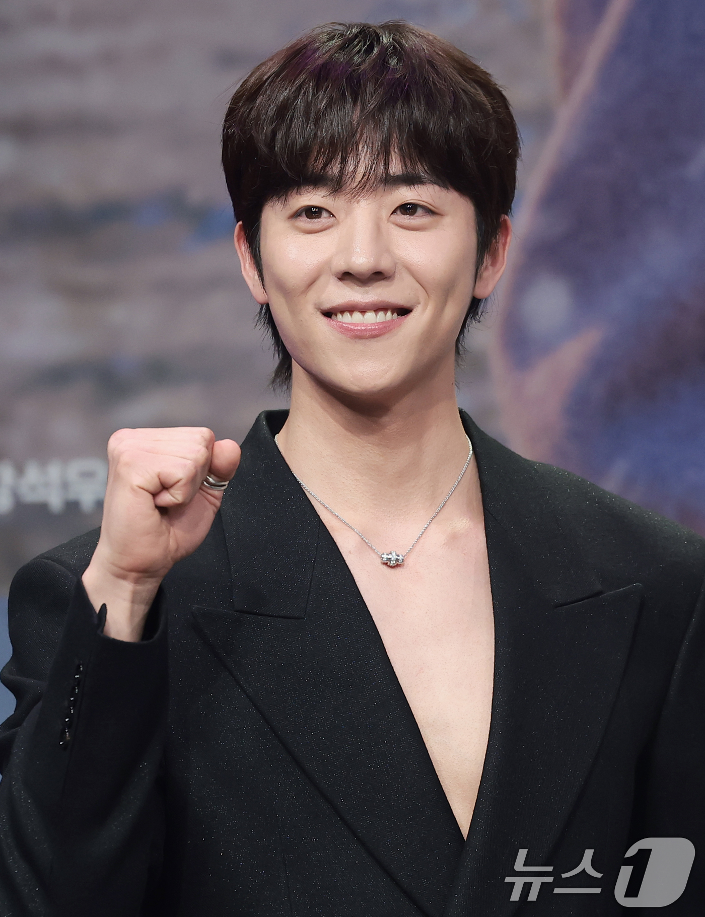 (서울=뉴스1) 권현진 기자 = 배우 채종협이 19일 오후 서울 마포구 MBC 상암 신사옥에서 열린 MBC 새 금토드라마 ‘찬란한 너의 계절에’(극본 조성희) 제작발표회에서 포즈를 …