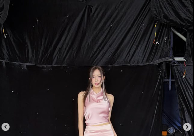 유부녀 효민, 완벽한 콜라병 몸매에 각선미…물오른 미모 [N샷]