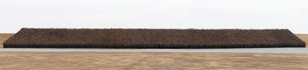 한 장에 5000명 옹기종기…김정은과 '영광의 사진' 찍은 군인들[포토 北]