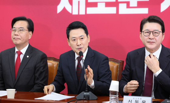 친한계 "입꾹닫 조건 장동혁 재신임 투표?…우리 요구는 사퇴"