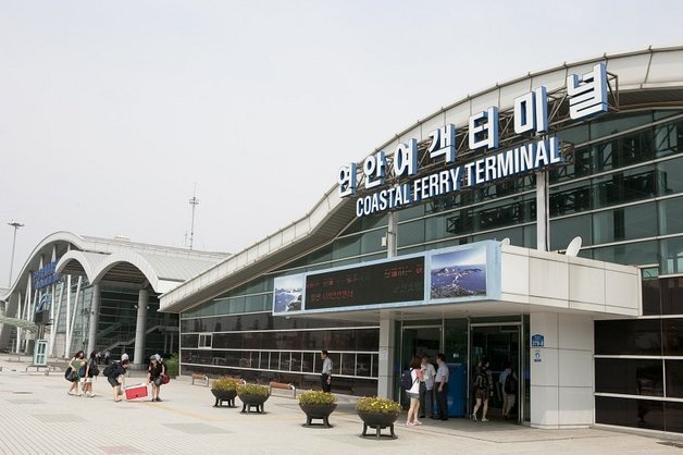 "안전한 귀성길"…군산해수청, 설 연휴 연안 여객 특별교통대책 시행