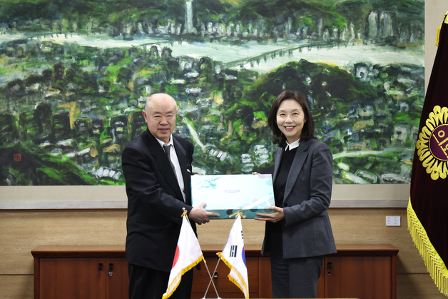 최호정 서울시의장, 홋카이도의장 만나 협력 논의