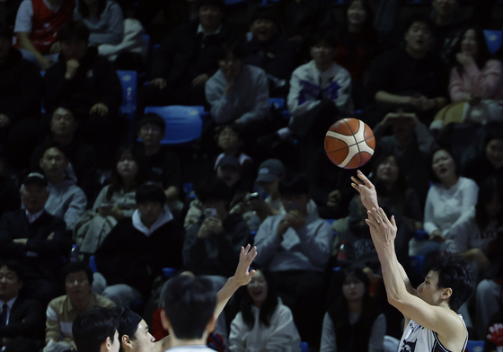 50득점 성공하는 허웅