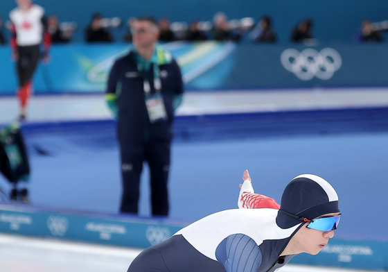 스타트하는 정재원