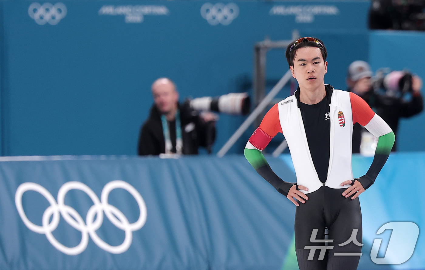(밀라노=뉴스1) 김성진 기자 = 헝가리로 귀화한 스피드스케이팅 김민석이 19일(현지시간) 이탈리아 밀라노 스피드스케이팅 스타디움에서 열린 스피드 스케이팅 남자 1500m에서 레이 …