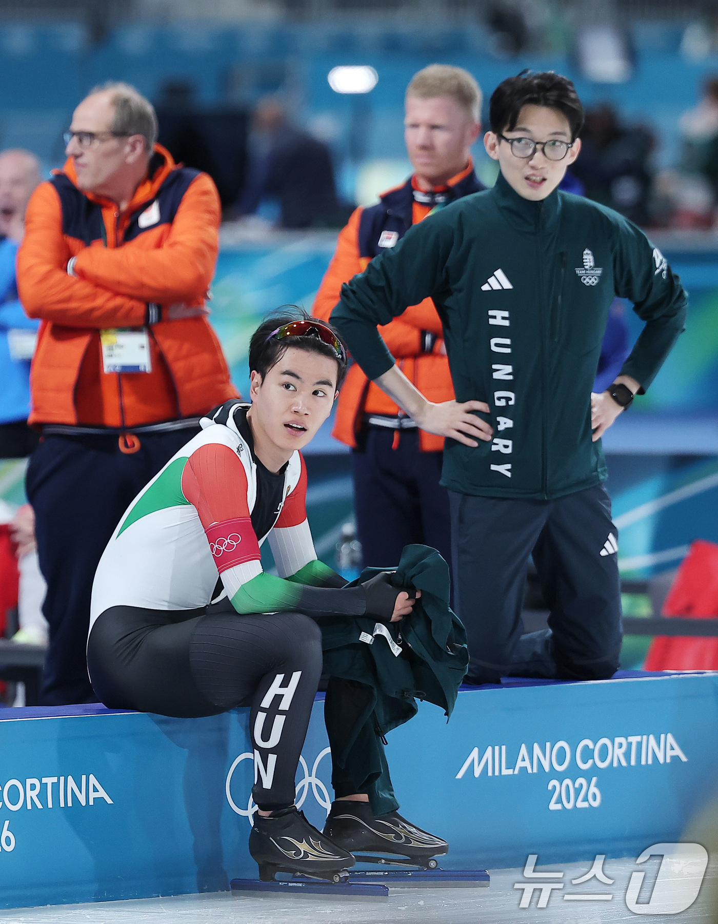 (밀라노=뉴스1) 김성진 기자 = 헝가리로 귀화한 스피드스케이팅 김민석이 19일(현지시간) 이탈리아 밀라노 스피드스케이팅 스타디움에서 열린 스피드 스케이팅 남자 1500m에서 레이 …