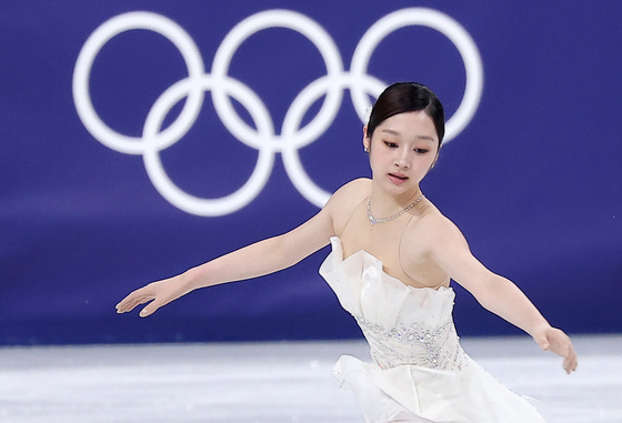 신지아, 밀라노 빛내는 미모