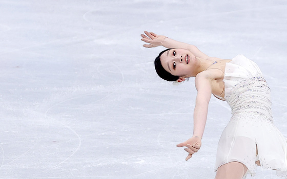 신지아, 은반 위의 요정