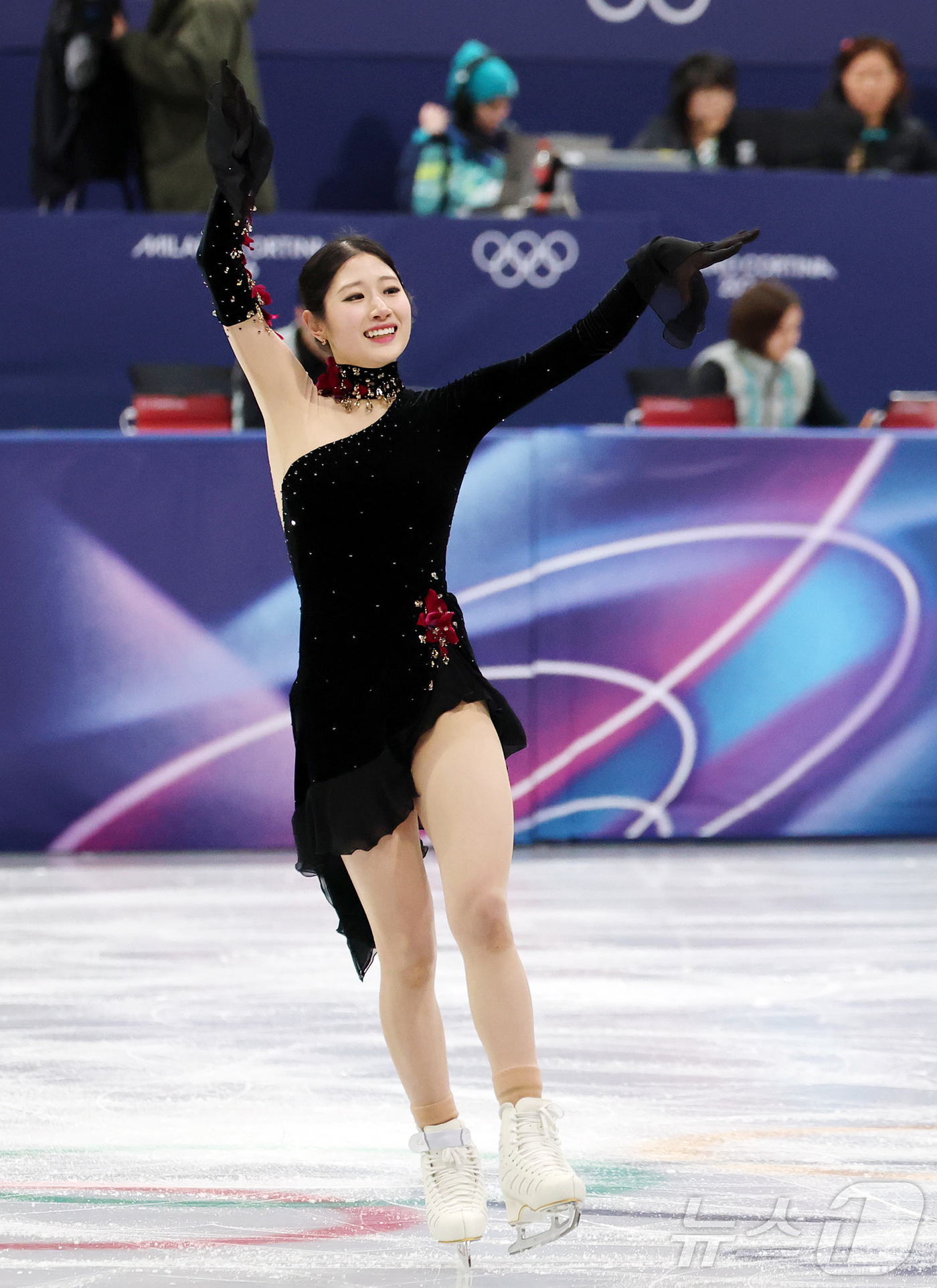 (밀라노=뉴스1) 김진환 기자 = 피겨 이해인이 19일(현지시간) 이탈리아 밀라노 아이스스케이팅 아레나에서 열린 2026 밀라노·코르티나담페초 동계올림픽 피겨 스케이팅 여자 싱글 …