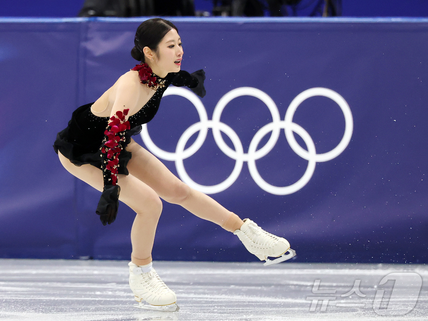 (밀라노=뉴스1) 김진환 기자 = 피겨 이해인이 19일(현지시간) 이탈리아 밀라노 아이스스케이팅 아레나에서 열린 2026 밀라노·코르티나담페초 동계올림픽 피겨 스케이팅 여자 싱글 …