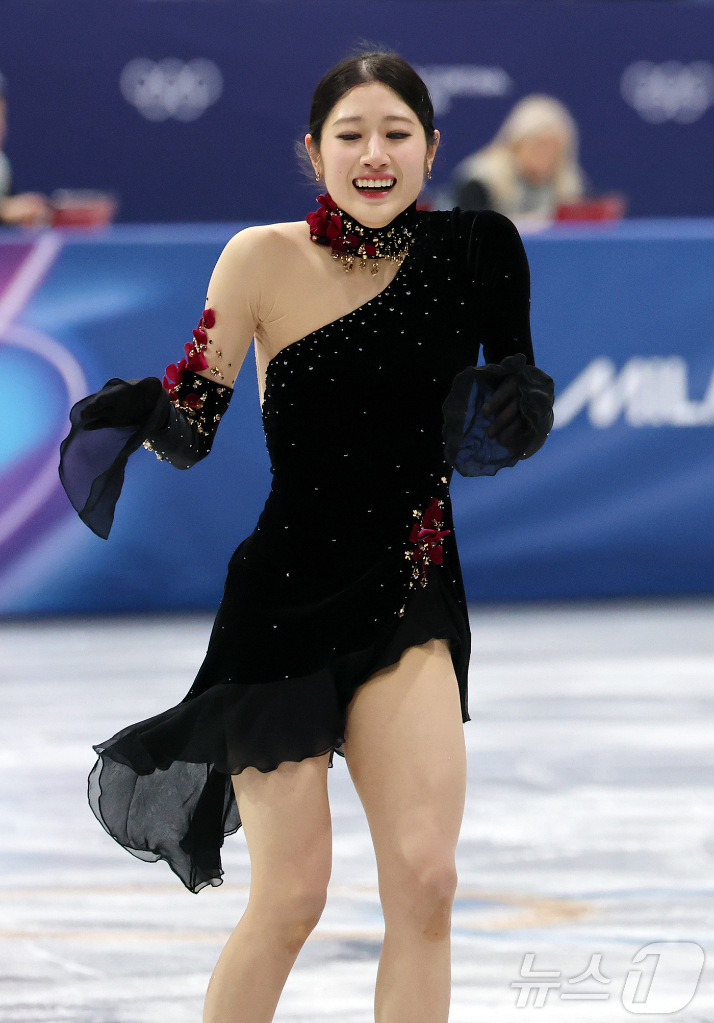 (밀라노=뉴스1) 김진환 기자 = 피겨 이해인이 19일(현지시간) 이탈리아 밀라노 아이스스케이팅 아레나에서 열린 2026 밀라노·코르티나담페초 동계올림픽 피겨 스케이팅 여자 싱글 …