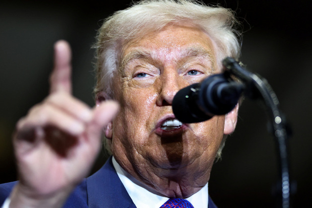 트럼프 "관세 없었다면 美 파산…대통령 관세 부과 권한 명확"