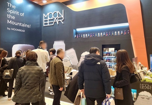 '호텔페어' 참가한 교촌 문베어…"호텔·리조트 B2B 공략 가속화"