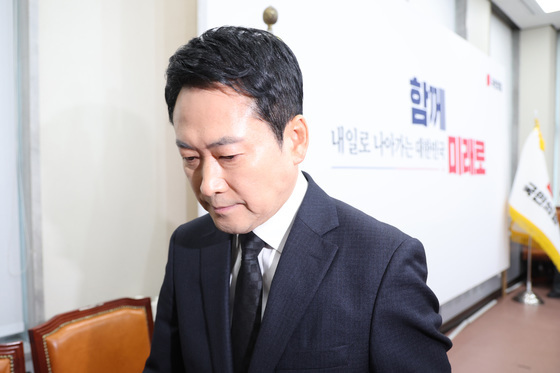 장동혁 "절연 대상은 '절尹' 세력" vs TK 주호영 "절연하고 백배사죄"