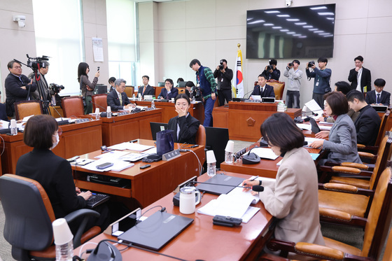 "대주주 견제 강화, 집중투표제 의무화"…개정 상법 순차 시행