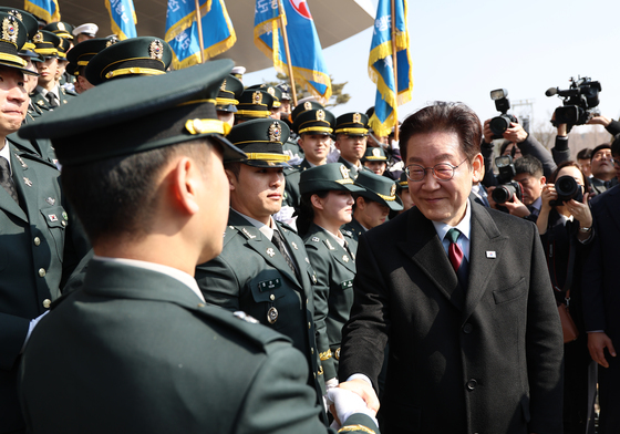 尹 무기 선고 다음날…李대통령, 軍·과학기술 '정상화' 행보(종합)