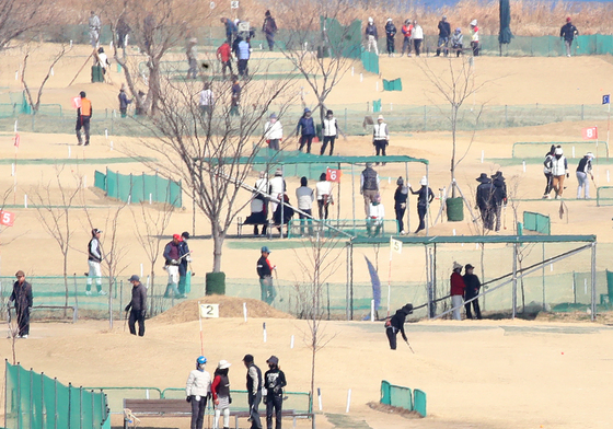 포근한 날씨엔 파크골프