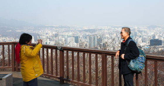 날 풀리자 찾아온 초미세먼지