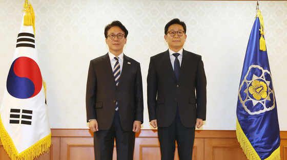 김민석 국무총리, 최승필 감사위원 임명장 수여