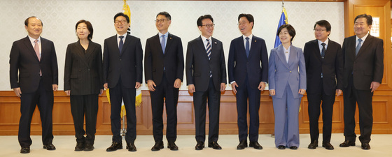 차관급 임명장 수여식 참석한 김민석 국무총리