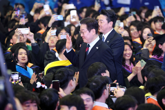 카이스트 졸업식 참석하는 이재명 대통령