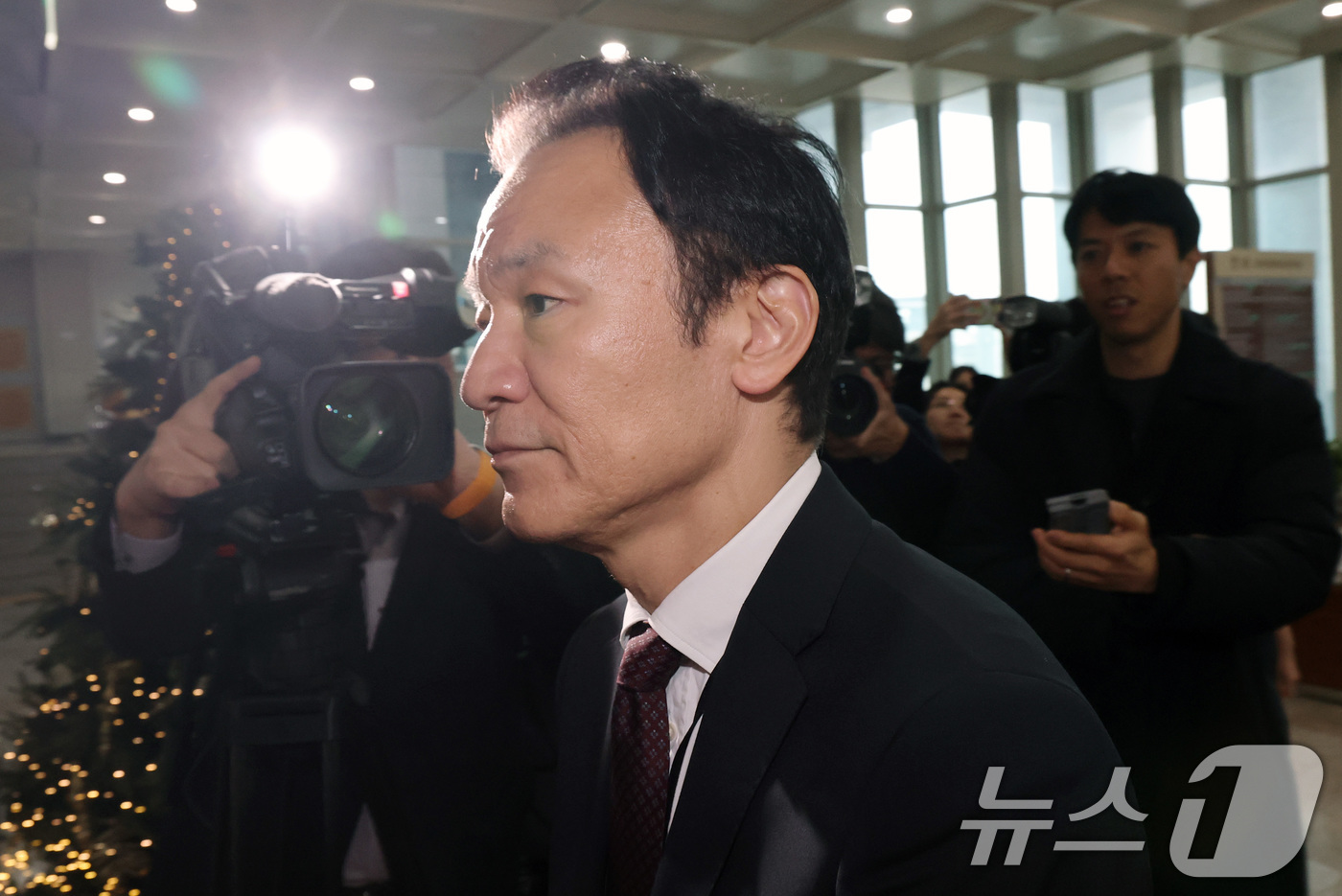 (서울=뉴스1) 임세영 기자 = 마츠오 히로타카 주한일본대사관 총괄공사가 20일 서울 종로구 외교부 청사로 초치되고 있다.정부는 이날 일본 정부가 외무대신의 국회 외교연설을 통해 …