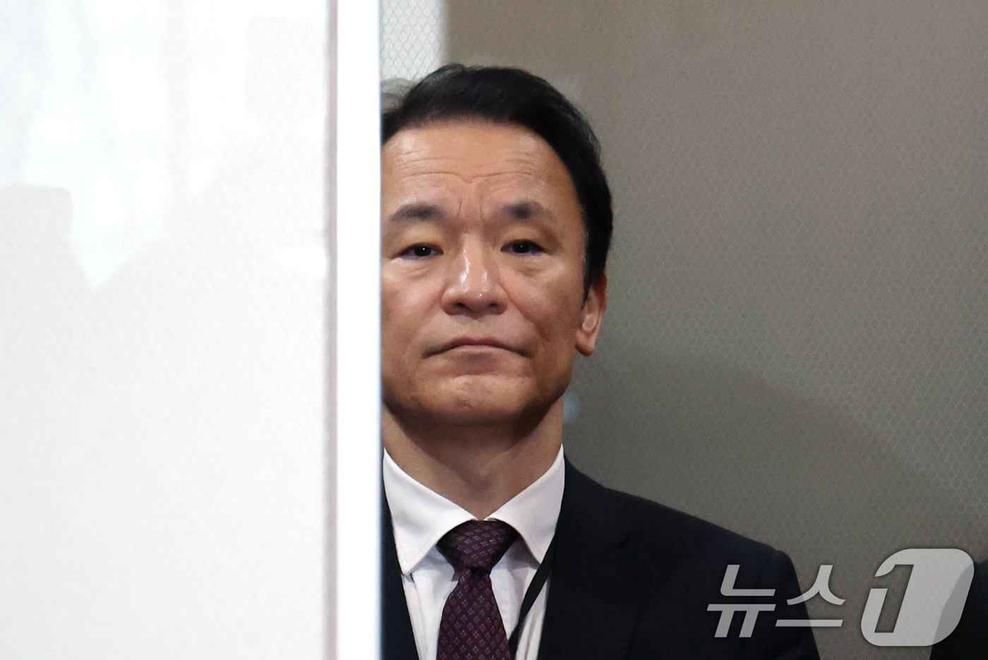 (서울=뉴스1) 임세영 기자 = 마츠오 히로타카 주한일본대사관 총괄공사가 20일 서울 종로구 외교부 청사로 초치되고 있다.정부는 이날 일본 정부가 외무대신의 국회 외교연설을 통해 …