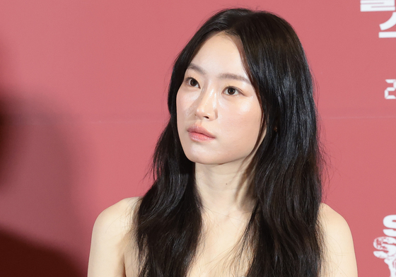 '슬라이드 스트럼 뮤트' 정회린