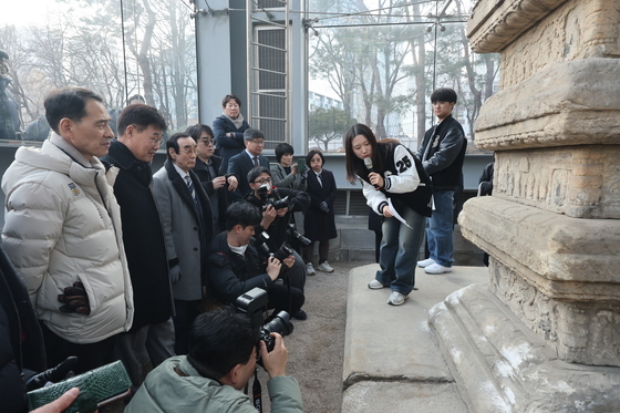 원각사지 십층석탑 내부 모습은?