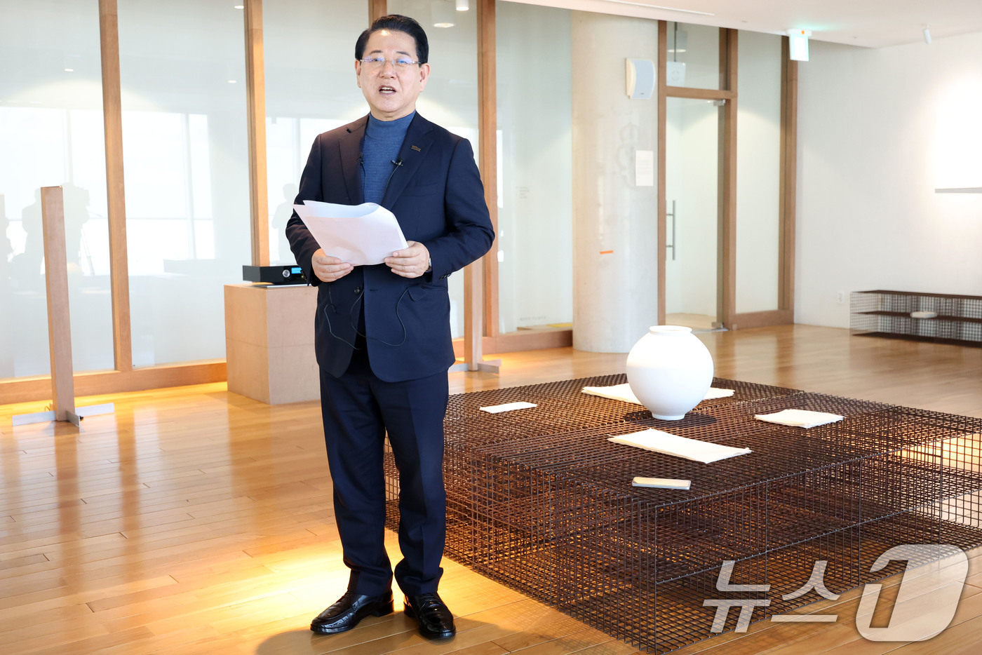 (광주=뉴스1) 이승현 기자 = 김영록 전남도지사가 20일 광주 동구 국립아시아문화전당(ACC)에서 ACC를 중심으로 금남로를 더 그레이트 컬처 스트리트로 조성해야 한다는 구상을 …