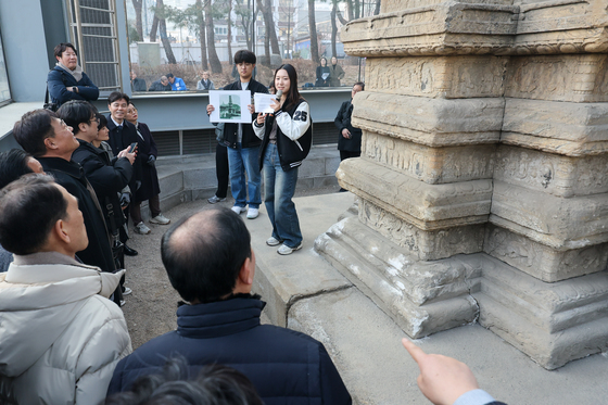국보 제2호, 원각사지 십층석탑 유리보호각 내부공개