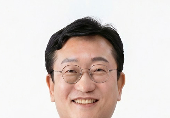 명창환, 여수시장 예비후보 등록…"시민이 필요로 하는 시장 될 것"